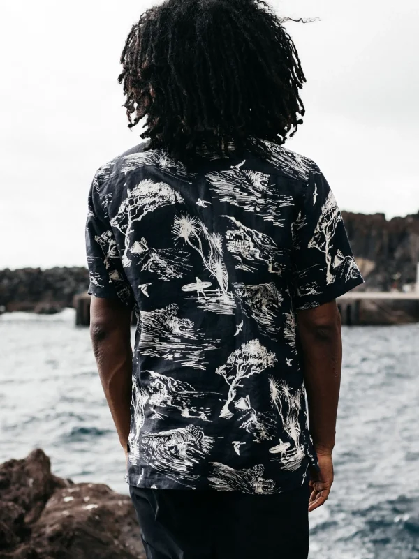 Shirts*Finisterre Atlas Short Sleeve Shirt Palm Print / Navy