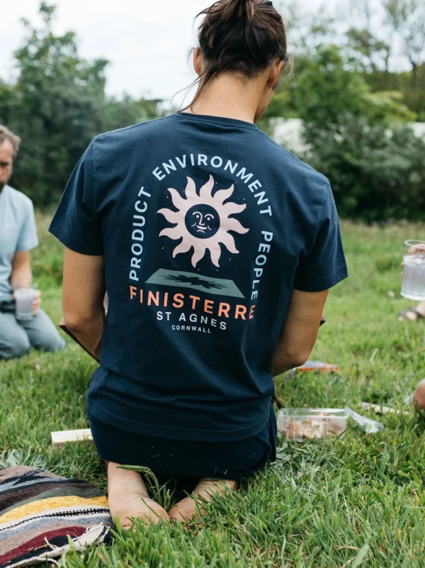 T-Shirts*Finisterre Commitment T-Shirt Navy