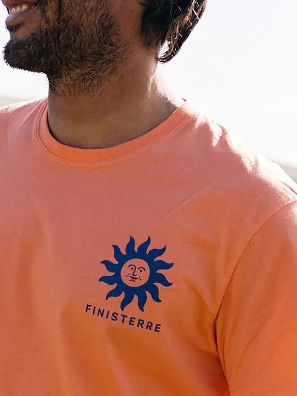 T-Shirts*Finisterre Commitment T-Shirt Salmon Pink