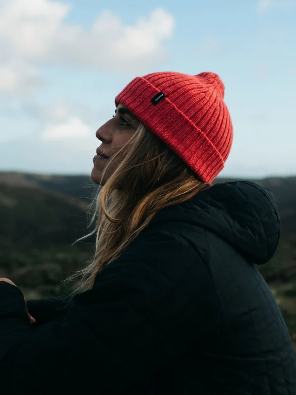 Hats, Caps & Beanies*Finisterre Fisherman Beanie Coral Red